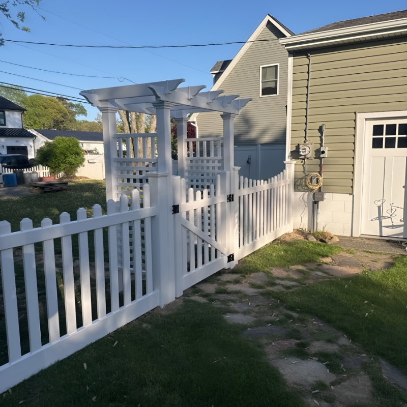 Picket-Vinyl-Fence-Installation-in-Cape-May-NJ-3