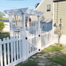Picket & Vinyl Fence Installation in Cape May, NJ